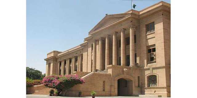 پولیس کا بس چلے تو گھروں کا سامان بھی اٹھا کر لے جائے، تفتیش کریں لوٹ مار نہیں. سندھ ہائیکورٹ