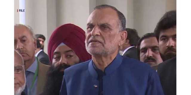 اعظم سواتی کانام کسی اسٹاپ لسٹ میں نہیں ہے. ایف آئی اے کاپشاور ہائیکورٹ میں جواب