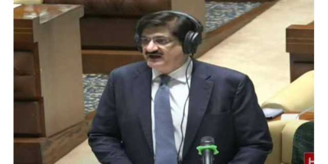 سند ھ اسمبلی کا 34 کھرب 51 ارب روپے کا بجٹ پیش،سرکاری ملازمین کی تنخواہیں 12 فیصد اور پنشن 8 فیصد بڑھانے کا اعلان