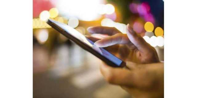 موبائل فو ن سروس میں خلل کیخلاف درخواست پر رپورٹ طلب