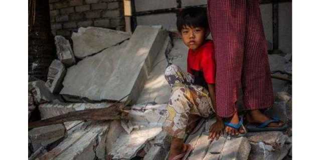 میانمار زلزلہ: فائربندی کے باوجود فوج کے مخالفین کو نشانہ بنانے پر تشویش