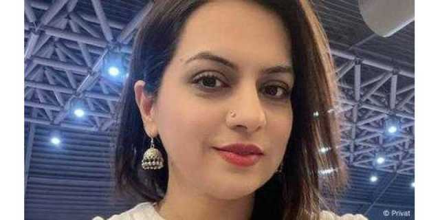 پیشہ ور صحافی اب کوئی اور کام دیکھیں