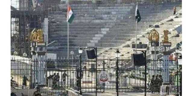 بھارت: پاکستانی شہریوں کو اٹاری بارڈر کے راستے واپسی کی اجازت میں توسیع
