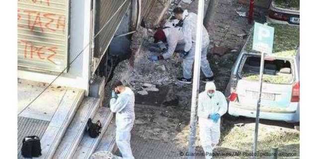 دھماکا خیز مواد ہاتھ میں ہی پھٹ پڑا، یونانی خاتون ہلاک
