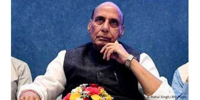 پاکستان کے جوہری ہتھیاروں کا کنٹرول آئی اے ای اے کو سنبھالنا چاہیے، بھارتی وزیر دفاع