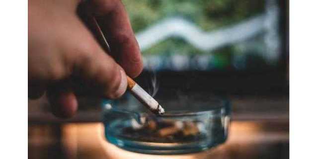 پاکستان: تمباکو نوشی پر سالانہ خرچہ 2.5 ارب ڈالر، 164,000 جانیں