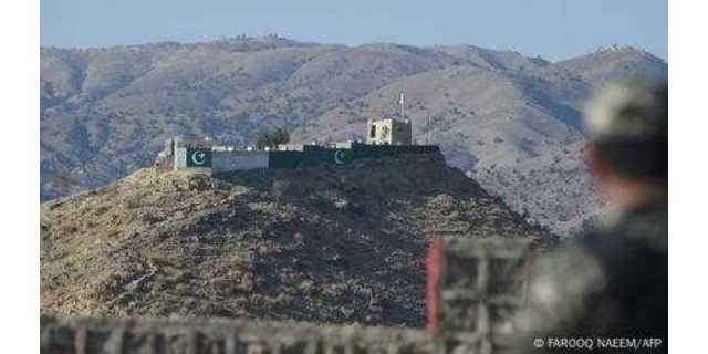 افغان سرحد کے پاس خود کش حملہ، سات پاکستانی فوجی ہلاک