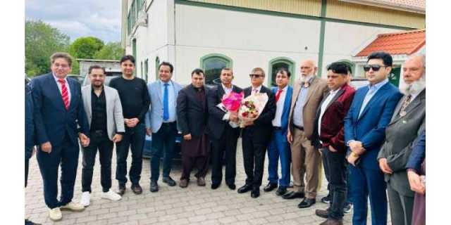 بیرسٹر امجد ملک وائس چیئرپرسن اوورسیز کمیشن پنجاب کا اسکینڈینیویا کے ممالک کی کمیونٹیز کی ایک بڑی تقریب سے خطاب