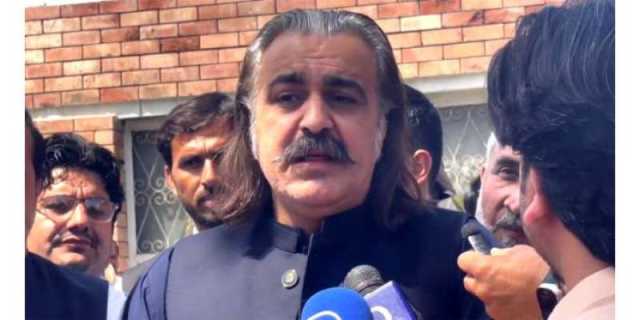 صوبے میں فوجی کارروائیاں آئین کے تحت ان کا حق ہے،ہمارا اختیار نہیں کہ ہم انہیں روک سکیں. علی امین گنڈاپور