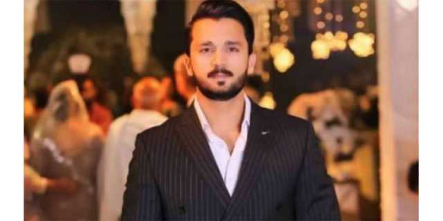 ٹک ٹاکر رجب بٹ کے انتہائی قریبی دوستوں کی نازیبا ویڈیوز لیک ہوگئیں