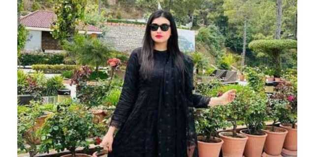 پی ٹی آئی سوشل میڈیا ایکٹوسٹ فلک جاوید گرفتار‘ بازیابی کیلئے درخواست دائر