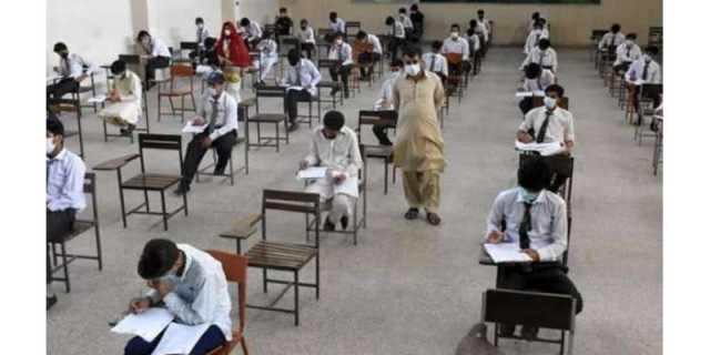 کراچی بورڈ کے نقل روکنے کے دعوے اور اقدامات ایک بار پھر ناکام،امتحانات کے 19ویں روز بھی اردوکا پرچہ آﺅٹ ہوگیا