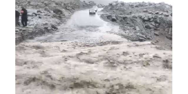 گلگت میں سیلاب کی تباہ کاریاں جاری، لینڈ سلائیڈنگ سے8 رضاکار جاں بحق