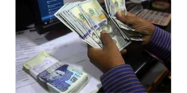 روپے کی قدر میں پریشان کن کمی