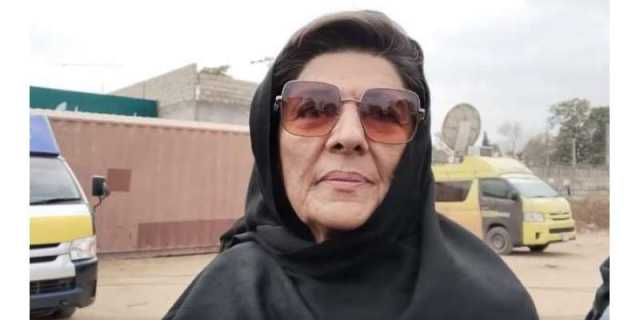 علیمہ خان کا کنول شوذب سے بات کرنے سے انکار