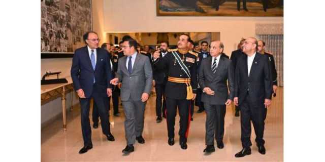 فیلڈ مارشل سید عاصم منیر کا سیاسی قیادت کے اعزا ز میں عشائیہ، صدر وزیراعظم و دیگر کی شرکت