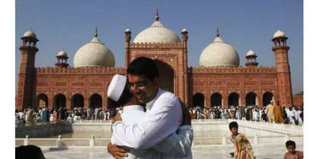 پاکستان میں ذی الحج کا چاند نظر نہیں آیا