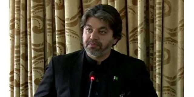 پی ٹی آئی میں اگر کوئی عمران خان کو مائنس کرے گا تو وہ خود مائنس ہوجائےگا