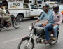 کراچی میں ہیلمٹ قوانین مزید سخت، موٹر سائیکل سواروں کے لیے نئی شرط عائد